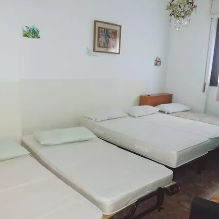 Adelasia Rum i privatbostad Alassio
